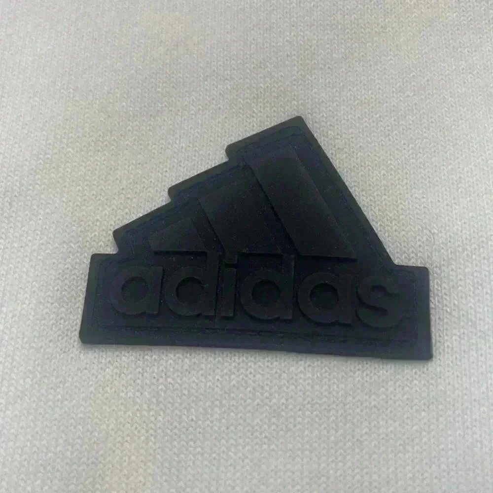 Adidas 1/2 zip sweatshirt size Large, NWT